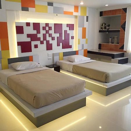 Win Hotel Phayao Esterno foto