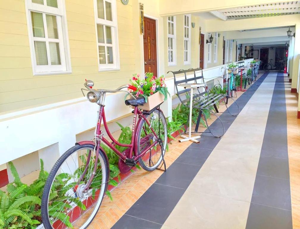 Win Hotel Phayao Esterno foto