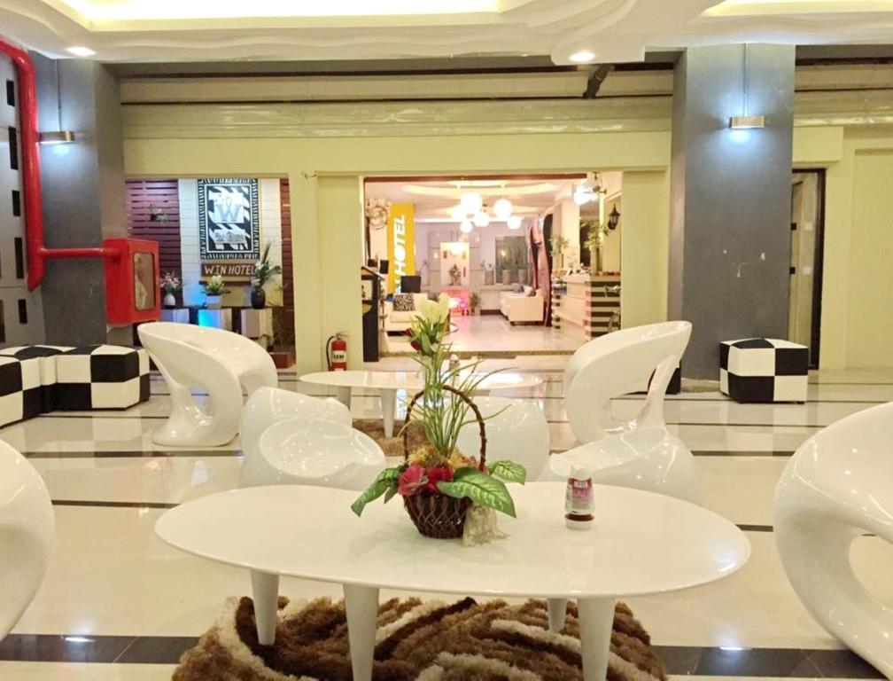 Win Hotel Phayao Esterno foto